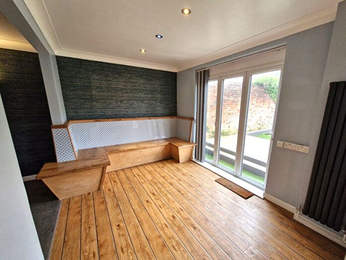 4 Bedroom Semi-Detached House To Rent In Bold Street, Fleetwood, FY7