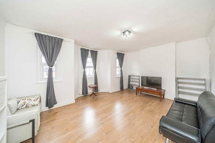 1 Bedroom Flat To Rent In Finchley Road, London, NW11