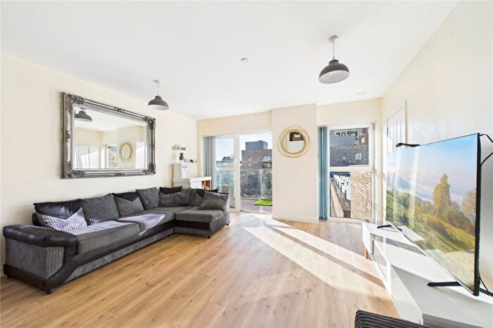 1 Bedroom Apartment For Sale In Paynter House, Shipbuilding Way, London, E13