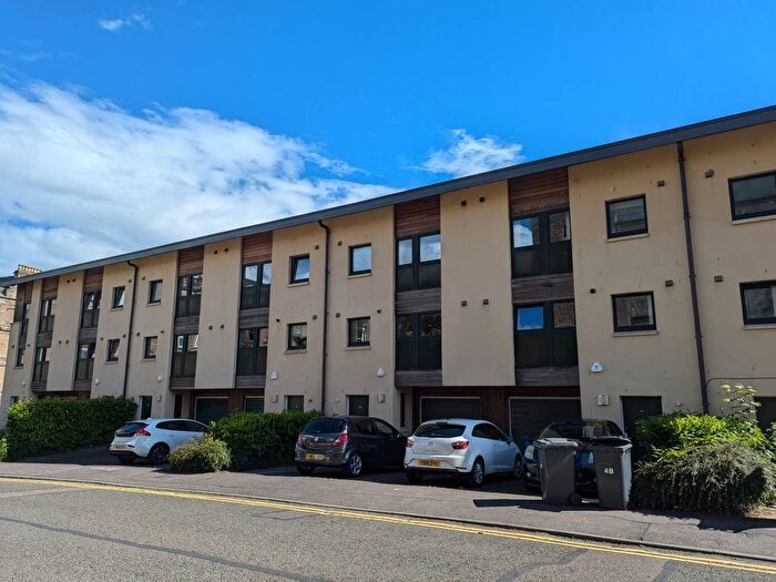 5 Bedroom Town House To Rent In Shaftesbury Road, Dundee, DD2