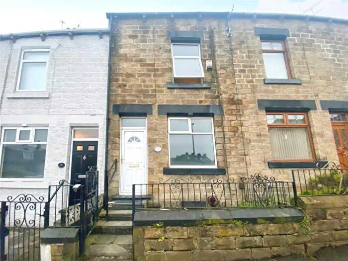 3 Bedroom Terraced House To Rent In Oakwell Lane, Barnsley, South Yorkshire, S71
