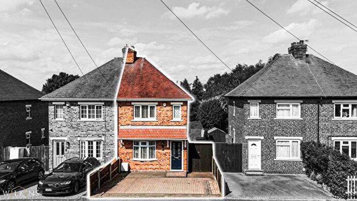 2 Bedroom Semi-Detached House For Sale In Bailey Avenue, Hockley, Tamworth, Staffordshire, B77
