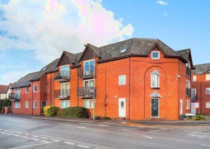 Studio To Rent In Westholm Court, Bicester, OX26