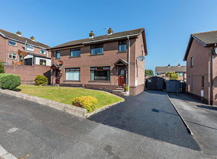 3 Bedroom Semi-Detached House For Sale In Rosslyn Park, Newtownards, BT23