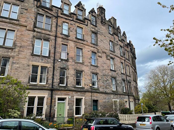 3 Bedroom Flat To Rent In Marchmont Crescent, Edinburgh, EH9