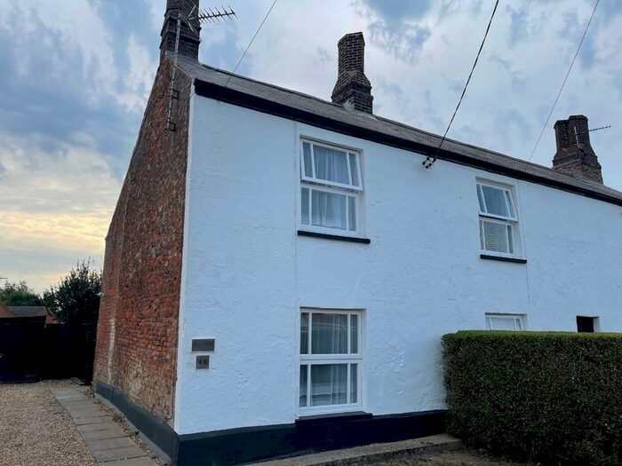 3 Bedroom Semi-Detached House To Rent In Hollycroft Road, Emneth, Wisbech, PE14