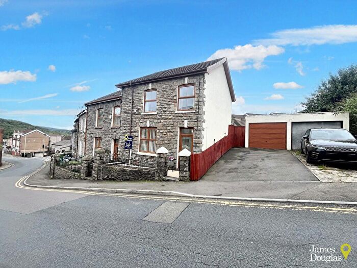 3 Bedroom End Of Terrace House For Sale In Penygraig Terrace, Ynysybwl, Pontypridd, CF37