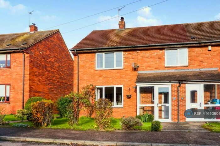 3 Bedroom Semi-Detached House To Rent In Trenchard Close, Nottingham, NG13