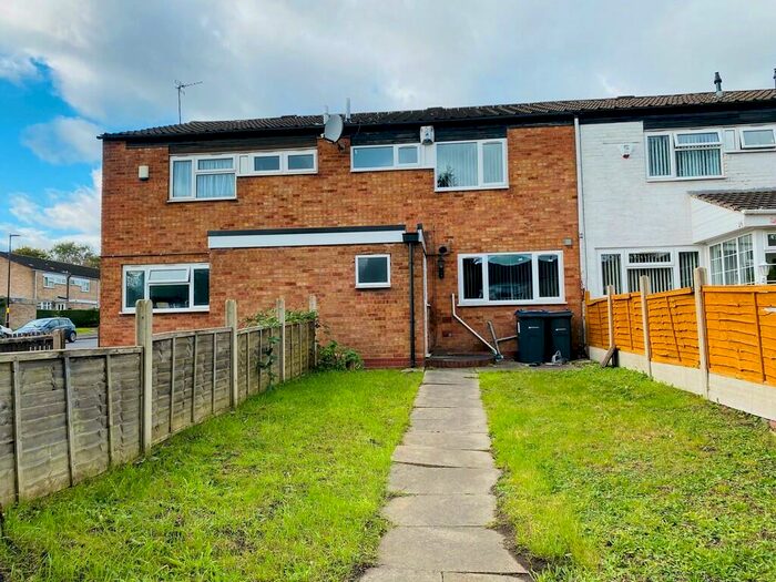3 Bedroom Terraced House To Rent In Rosebery Street, Birmingham, B18