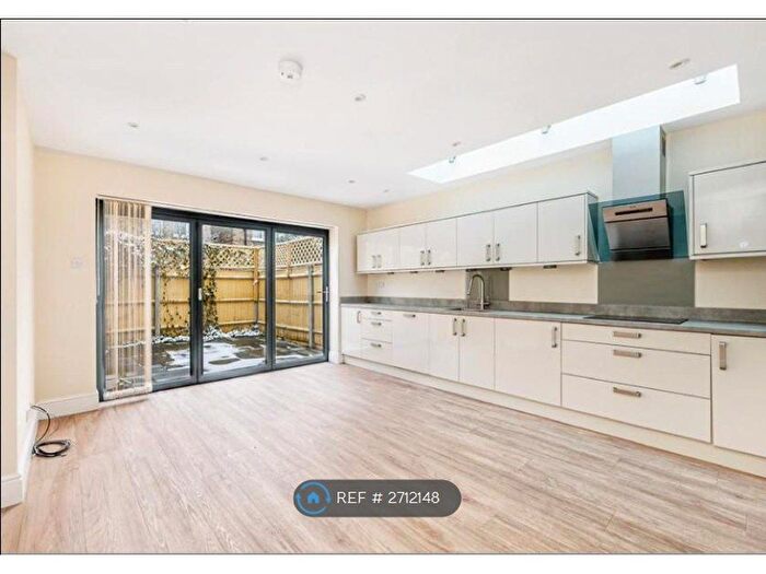 5 Bedroom End Of Terrace House To Rent In Balfour Road, London, W13