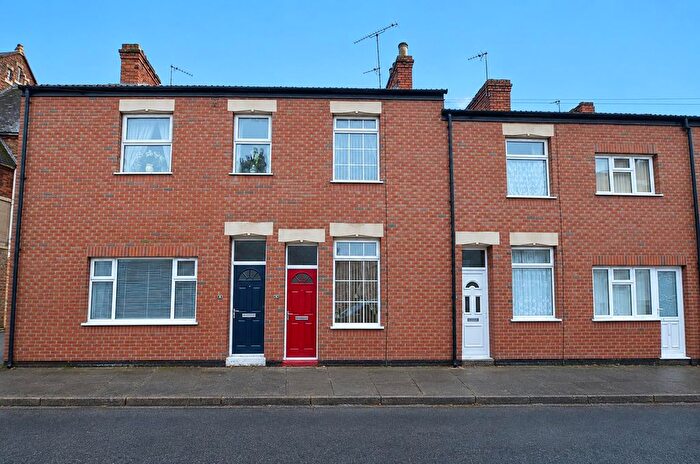 2 Bedroom Terraced House For Sale In Victoria Street, Goole, DN14