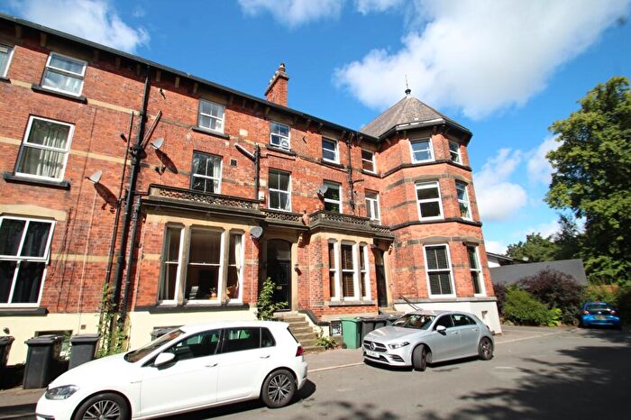 2 Bedroom Flat To Rent In Westfield Terrace, Leeds, West Yorkshire, LS7