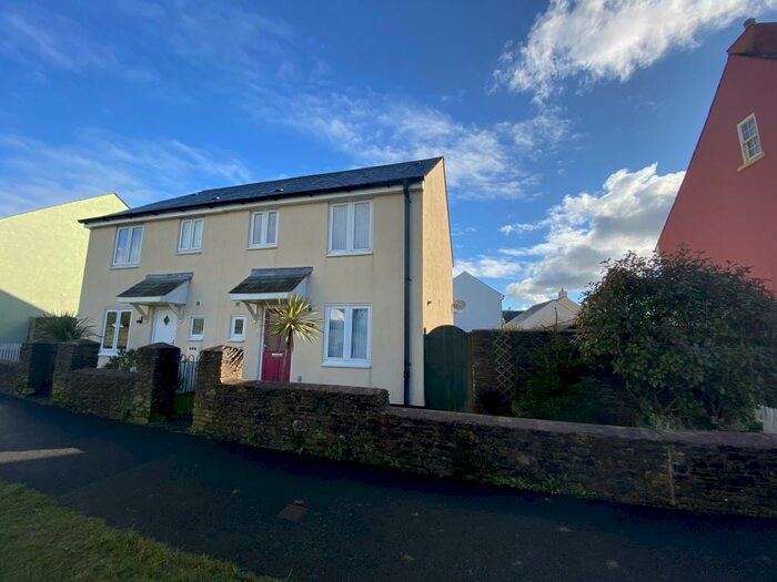 3 Bedroom End Of Terrace House To Rent In Staddiscombe Road, Plymstock, PL9
