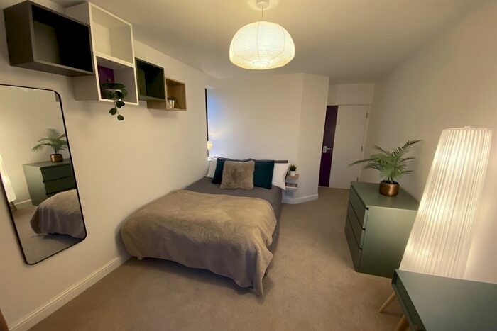 1 Bedroom Semi-Detached House To Rent In Rooms @ Peveril Road, Beeston, NG9