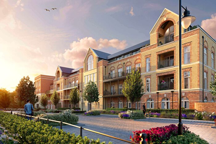 3 Bedroom Penthouse For Sale In Larch Ave, Sunningdale, Ascot, Uk, SL5
