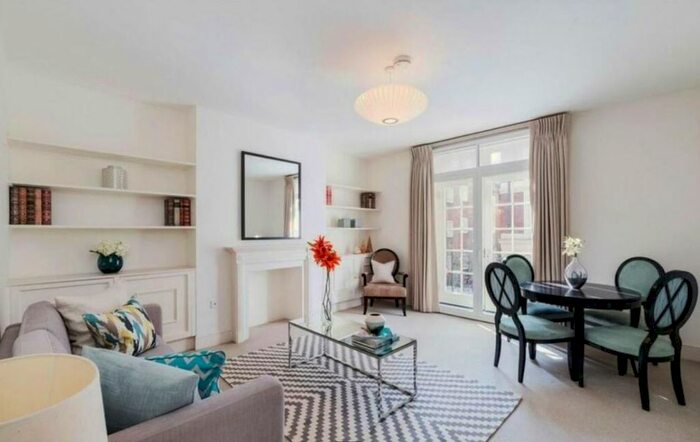 2 Bedroom Flat To Rent In Lees Place, Mayfair, W1K