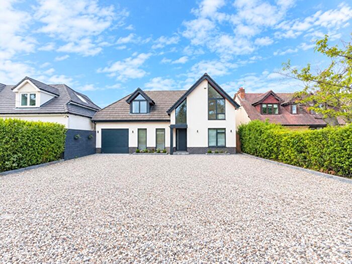 4 Bedroom Detached House To Rent In Malthouse Lane, Earlswood, Solihull, B94