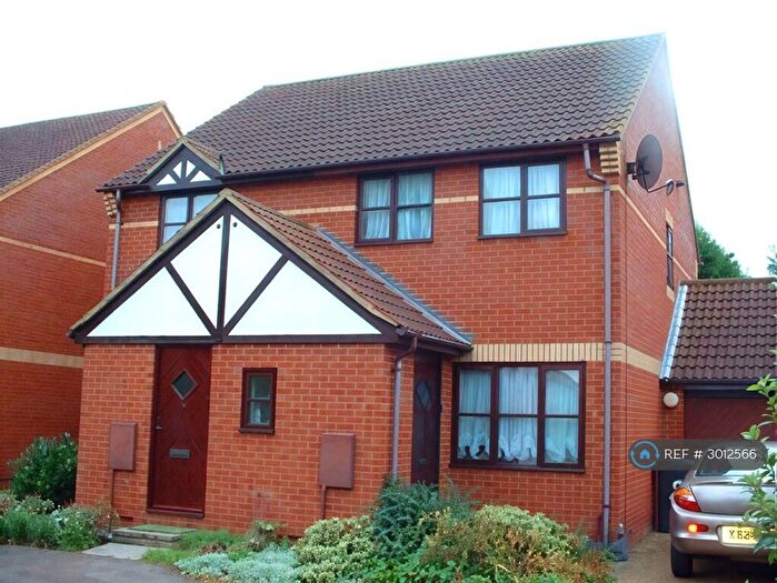 2 Bedroom Semi-Detached House To Rent In Mander Way, Cambridge, CB1