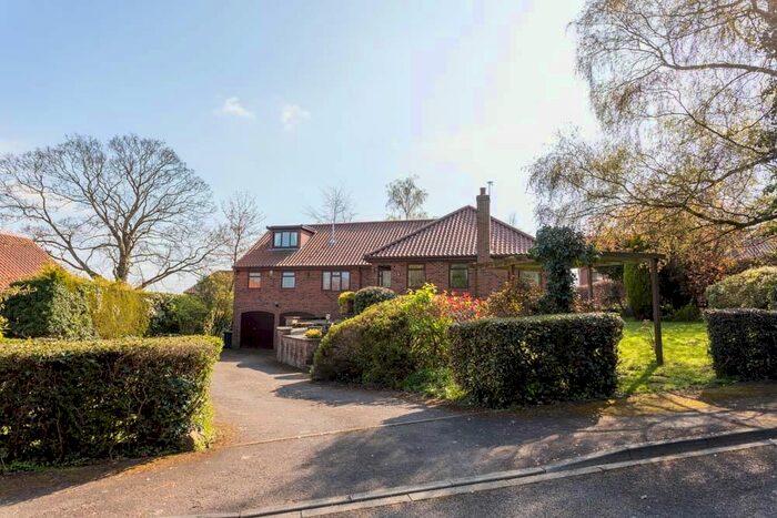 4 Bedroom Detached House For Sale In Millfield Rise, Easingwold, York, YO61
