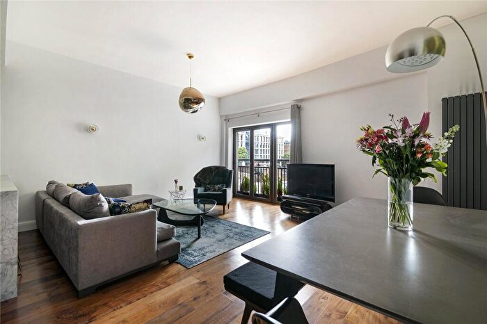 2 Bedroom Flat To Rent In Herbal Hill Gardens, Herbal Hill, EC1R