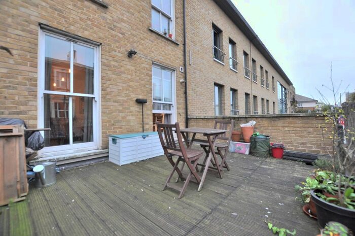 1 Bedroom Flat To Rent In Columbia Road, London, E2