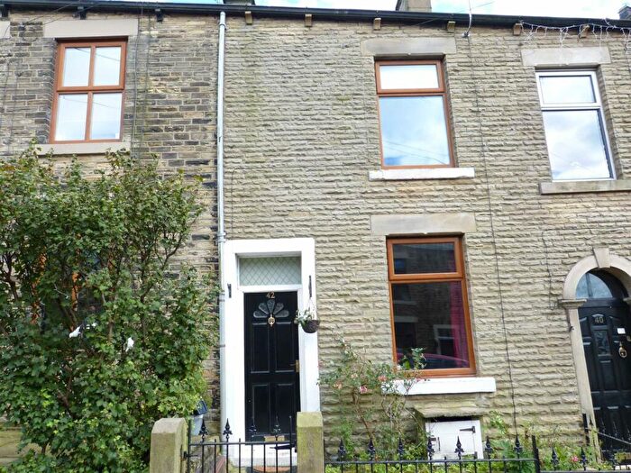 2 Bedroom Terraced House To Rent In Post Street, Padfield, Glossop, SK13