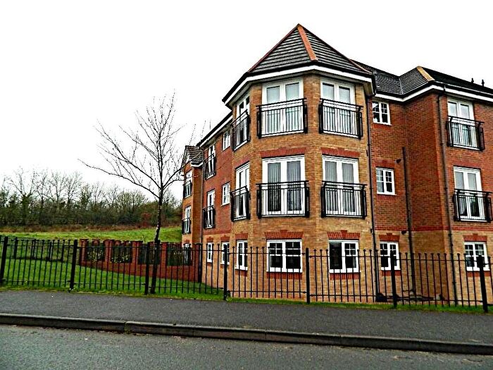 2 Bedroom Flat To Rent In Lamberton Drive, Brymbo, LL11