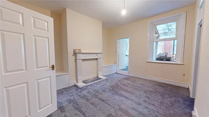 2 Bedroom Apartment To Rent In Clavering Street, Wallsend, NE28