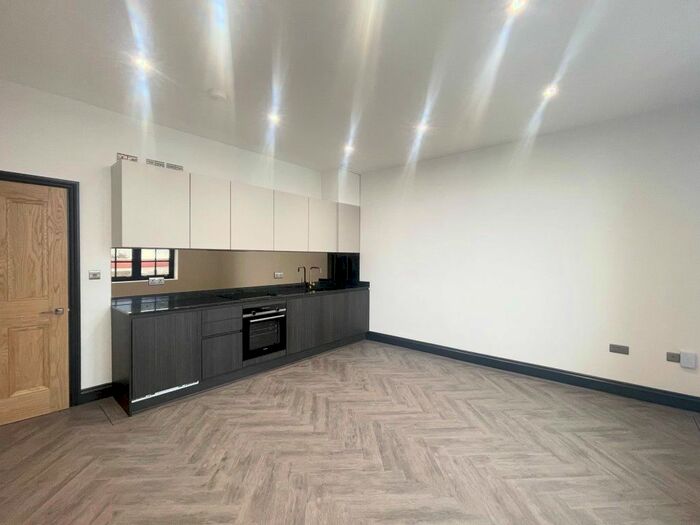 2 Bedroom Flat To Rent In Dyke Road, Brighton, BN1