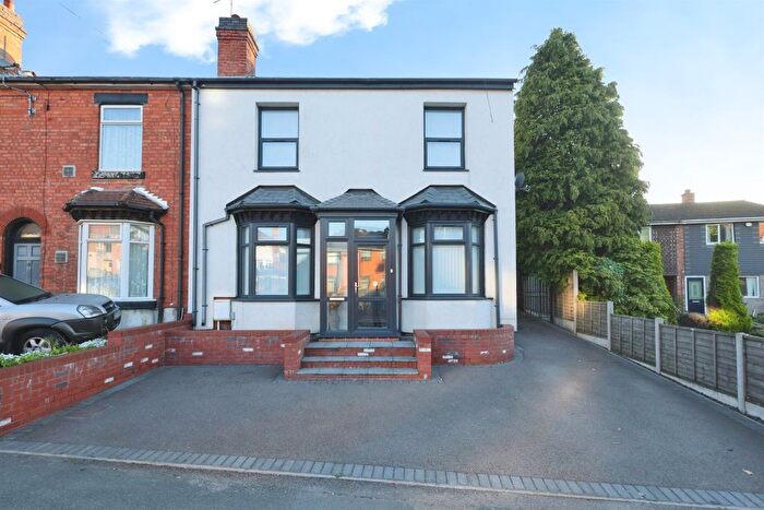 3 Bedroom End Of Terrace House For Sale In Coventry Road, Sheldon, Birmingham, B26