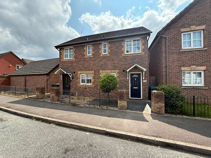 2 Bedroom House To Rent In Bearmore Road, Cradley Heath, West Midlands, B64