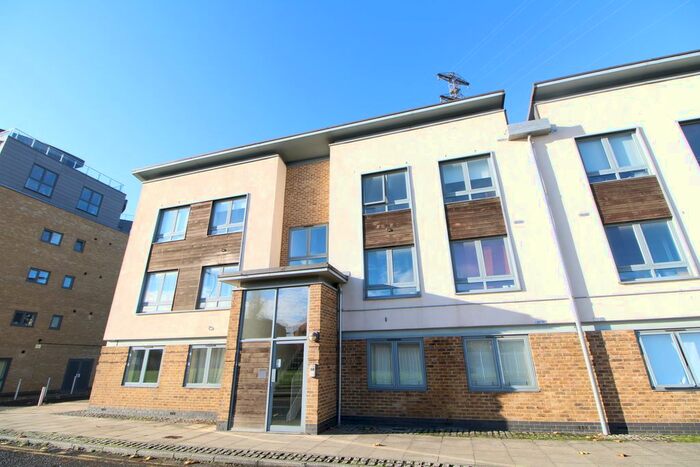 3 Bedroom Flat To Rent In Ballantyne Drive, Colchester, CO2