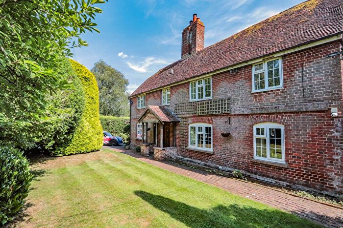 5 Bedroom Detached House For Sale In Park Lane, Cranbrook, TN17