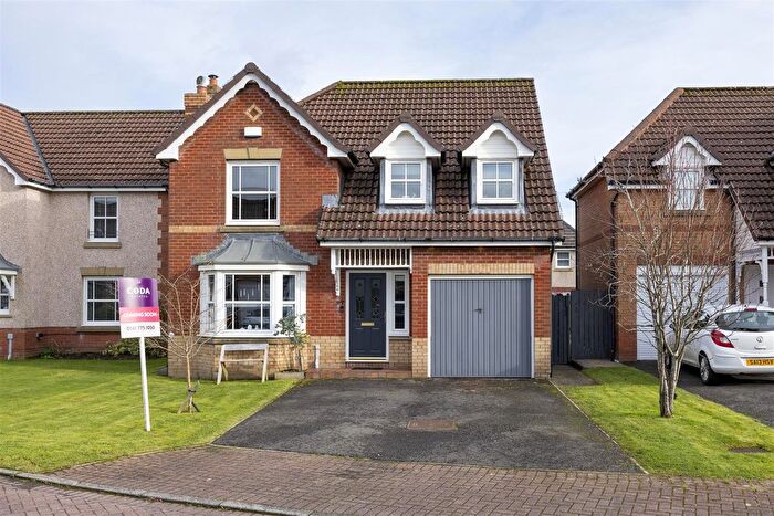 4 Bedroom Detached House For Sale In Stepps, North Lanarkshire, G33