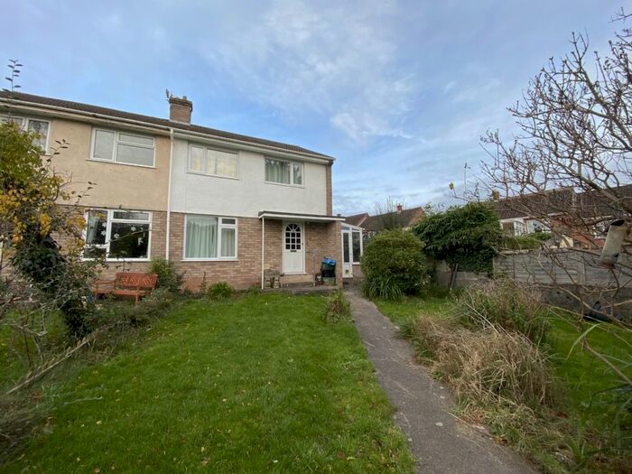 3 Bedroom Semi-Detached House To Rent In Bekynton Avenue, Wells, BA5