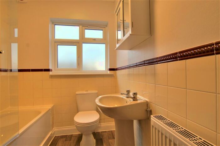 2 Bedroom Flat To Rent In Ladywell Road (), Ladywell, SE13