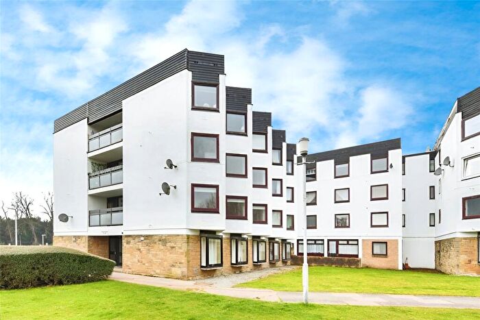 1 Bedroom Flat To Rent In Cadzow House, The Furlongs, Hamilton, ML3