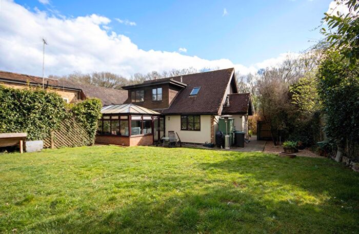 4 Bedroom Detached House For Sale In Penmans Hill, Chipperfield, WD4