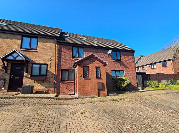 3 Bedroom Terraced House To Rent In Caer Newydd, Brackla, CF31