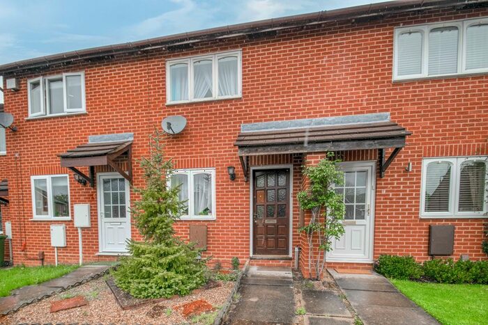 2 Bedroom Terraced House To Rent In Foxcote Close, Redditch, Worcestershire, B98