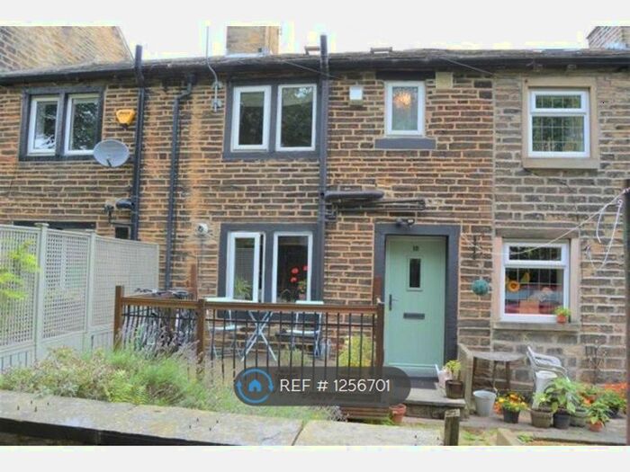 2 Bedroom Terraced House To Rent In Temple Street, Huddersfield HD3