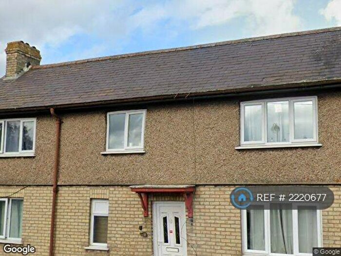 4 Bedroom Semi-Detached House To Rent In Hartford Road, Huntingdon, PE29