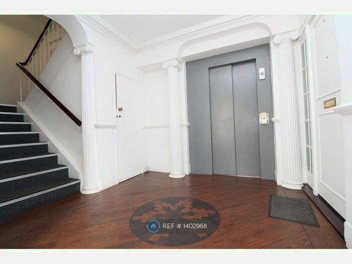 3 Bedroom Flat To Rent In Crystal Palace Park Road, London, SE26