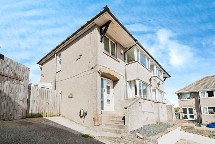 3 Bedroom Semi-detached House For Sale In Thornhill Avenue, Oakworth, Keighley, BD22