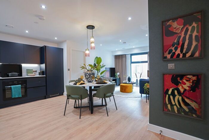 2 Bedroom Flat For Sale In Albion Street, Birmingham, B1