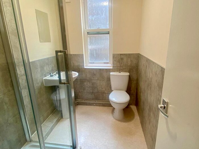 2 Bedroom Flat To Rent In Nicoll Street, Dundee, DD1