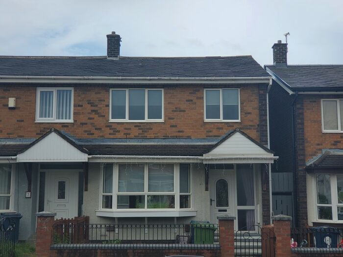 3 Bedroom Semi-Detached House To Rent In Barking Square, Sunderland, SR5