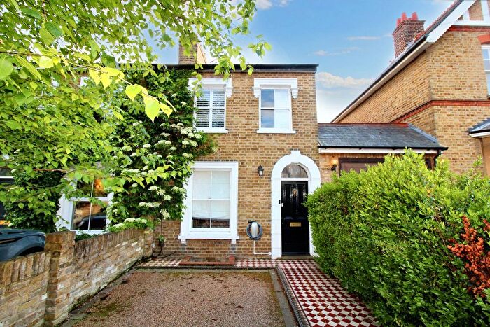 3 Bedroom Semi-Detached House To Rent In Fanshawe Street, Hertford, SG14