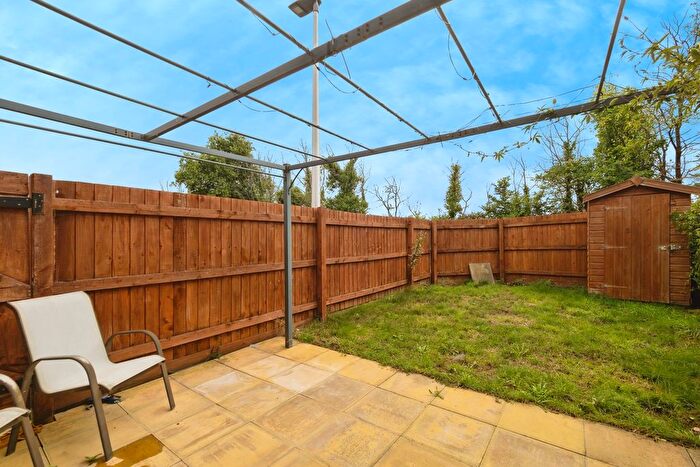 3 Bedroom End Of Terrace House For Sale In Myrtlebury Way, Exeter, Devon, EX1