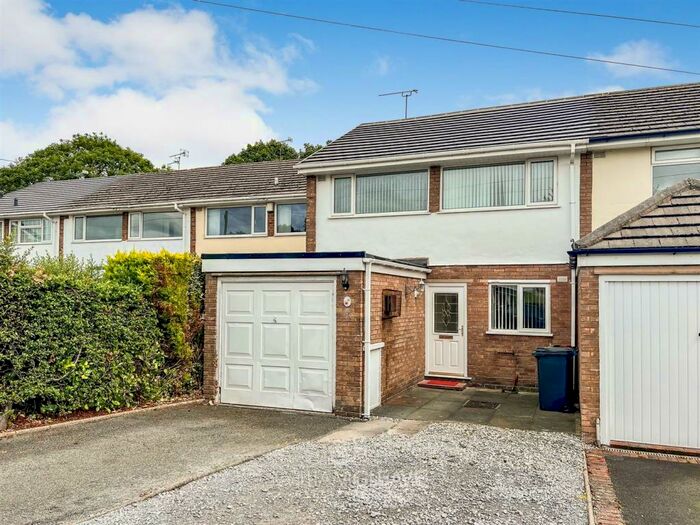 3 Bedroom Terraced House To Rent In Wold Court, Hawarden, CH5